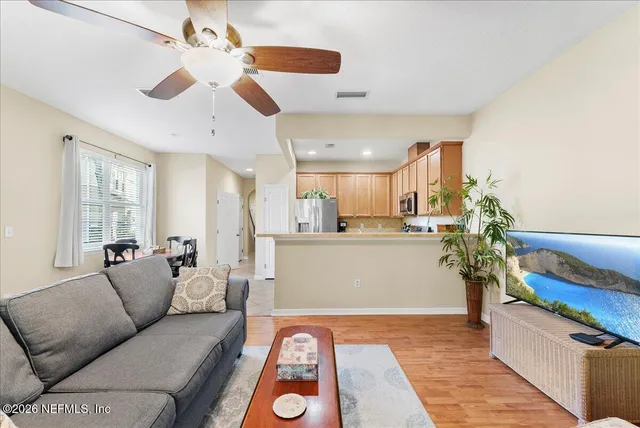 $274,900 | 5927 Pavilion Drive, Jacksonville, FL 32258