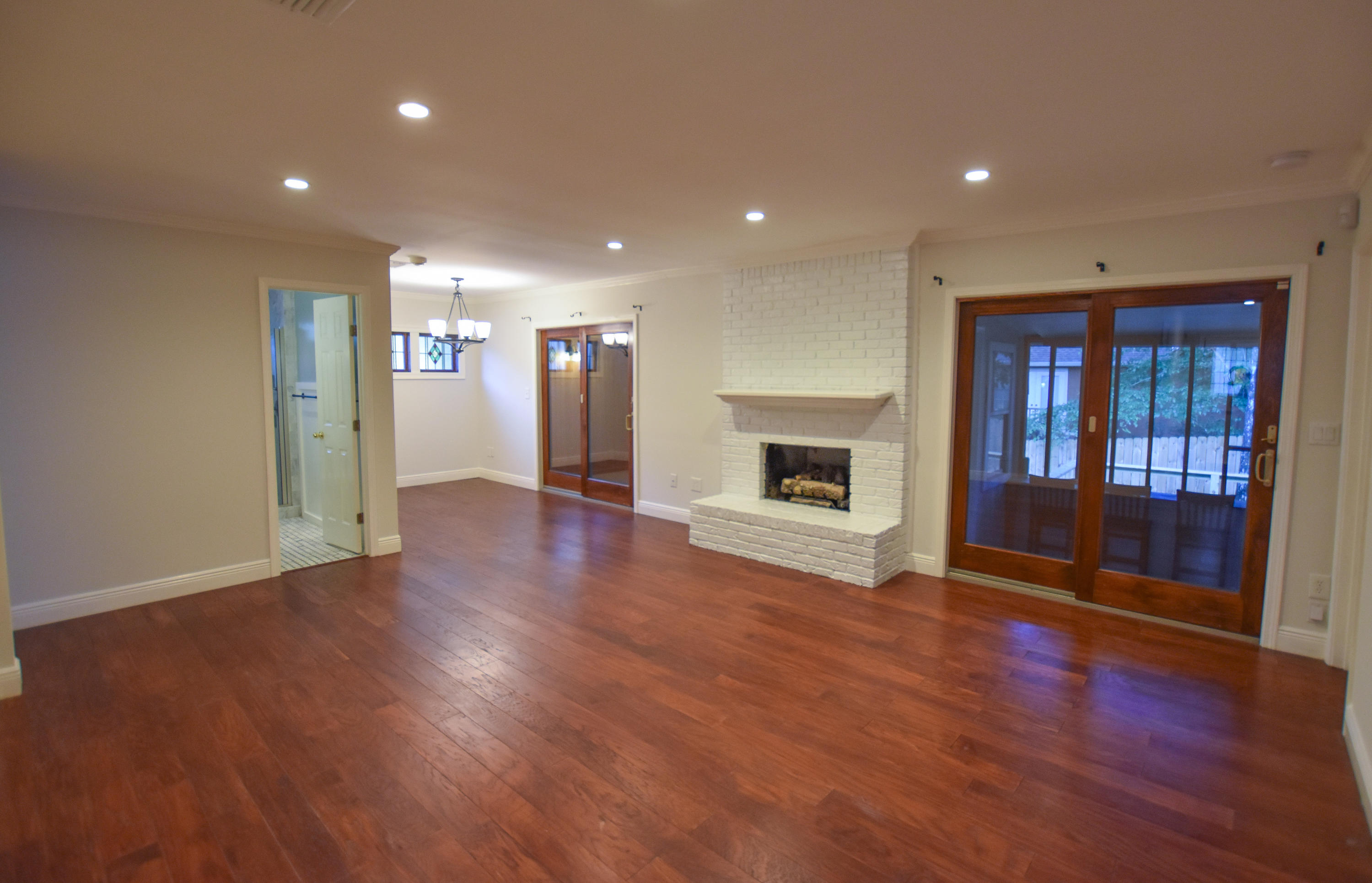 535 Woodlow Road Niceville, FL 32578 - Photo 12 of 42 Living Room