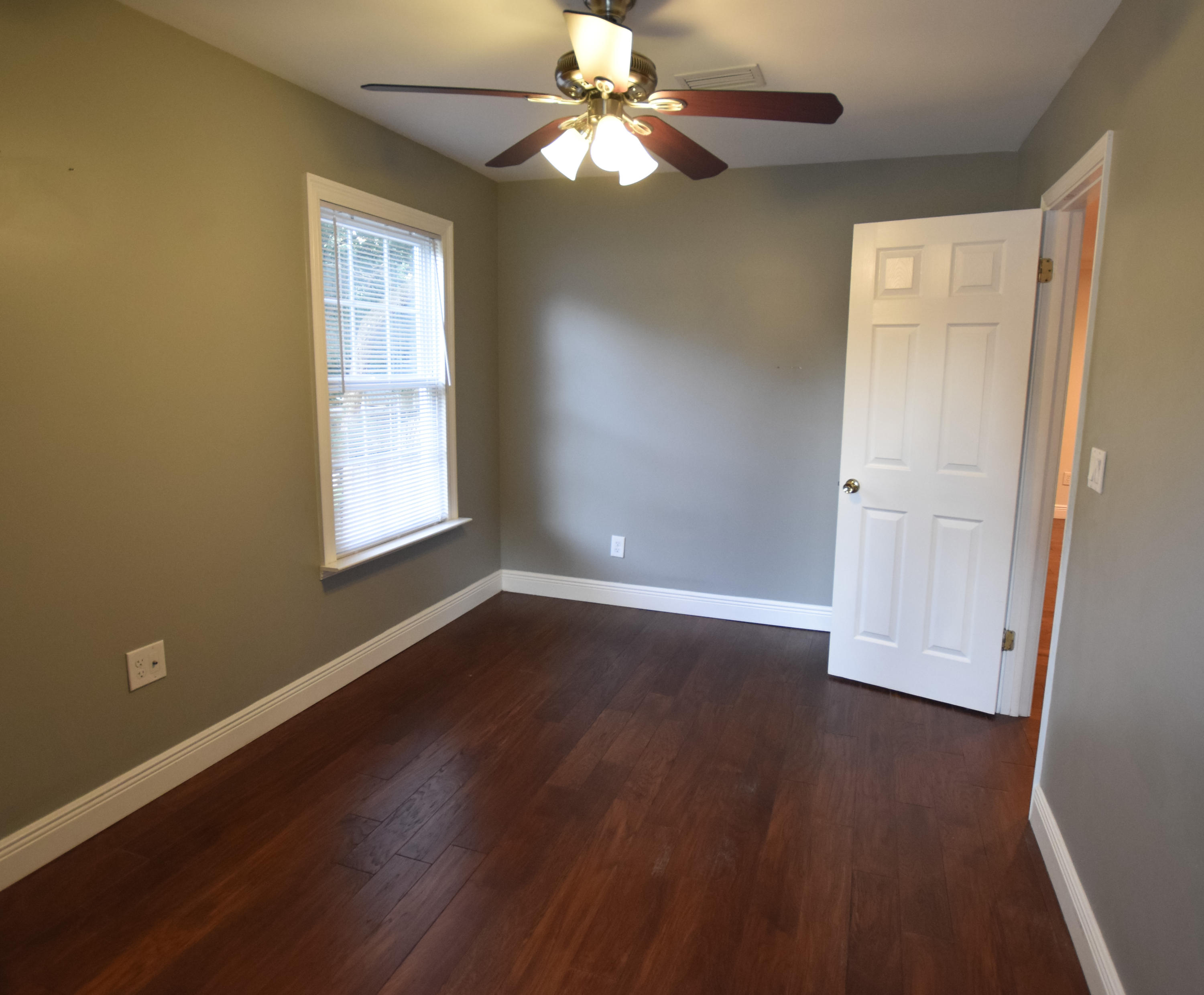 535 Woodlow Road Niceville, FL 32578 - Photo 31 of 42 Bedroom 2