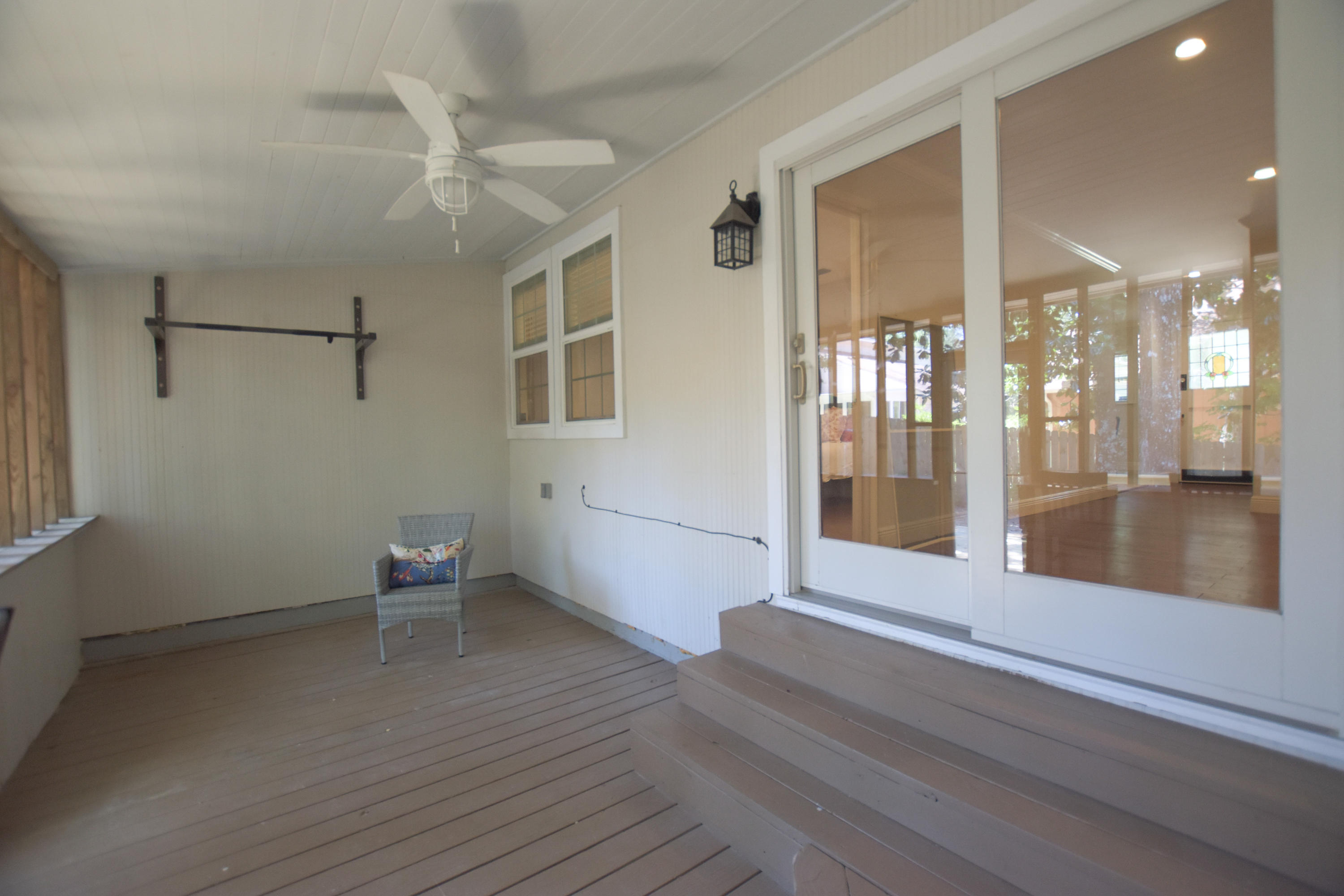 535 Woodlow Road Niceville, FL 32578 - Photo 41 of 42 Screened porch 3