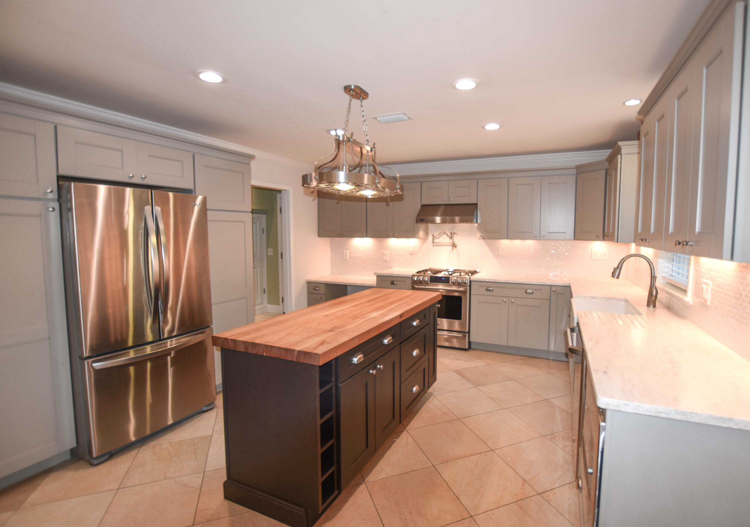 535 Woodlow Road Niceville, FL 32578 - Photo 9 of 42 Kitchen full view