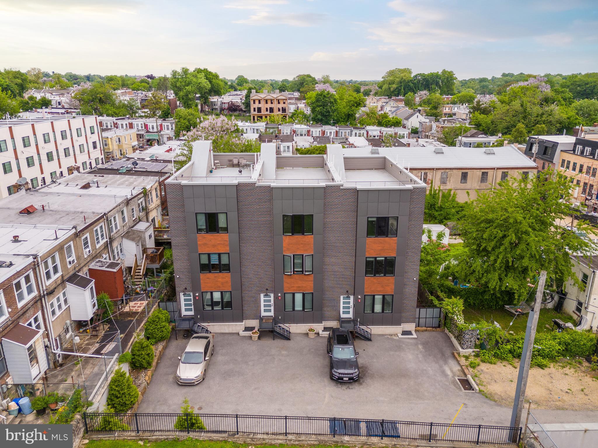 85 East Sharpnack Street Philadelphia, PA 19119 - Photo 7 of 47