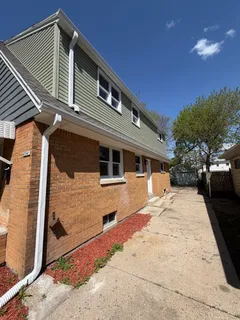 $220,000 | 4554 North 49th Street, Milwaukee, WI 53218