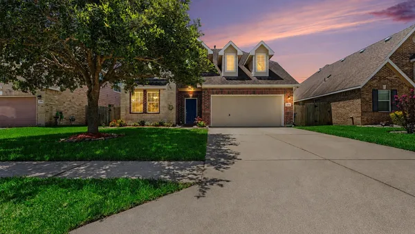 $384,900 | 4506 Legends Bay Drive, Baytown, TX 77523