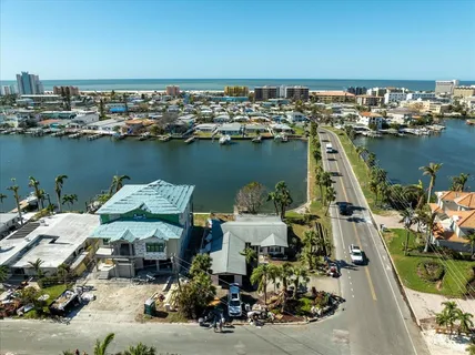 $775,000 | 11480 4th Street East, Treasure Island, FL 33706