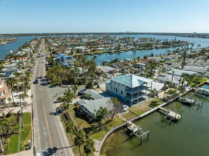 $775,000 | 11480 4th Street East, Treasure Island, FL 33706