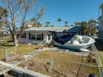 $775,000 | 11480 4th Street East, Treasure Island, FL 33706
