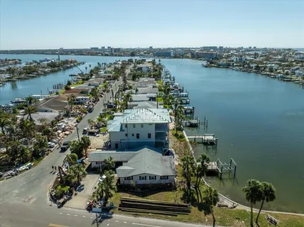 $775,000 | 11480 4th Street East, Treasure Island, FL 33706