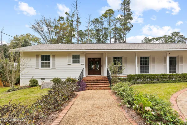 $450,000 | 1512 Eastover Drive, Jackson, MS 39211
