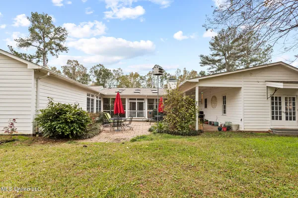 $450,000 | 1512 Eastover Drive, Jackson, MS 39211