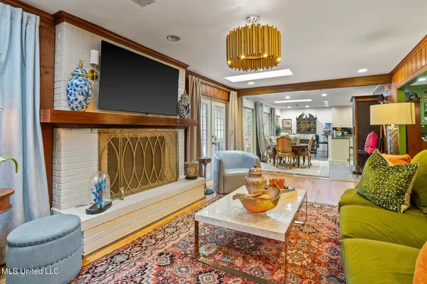 $450,000 | 1512 Eastover Drive, Jackson, MS 39211