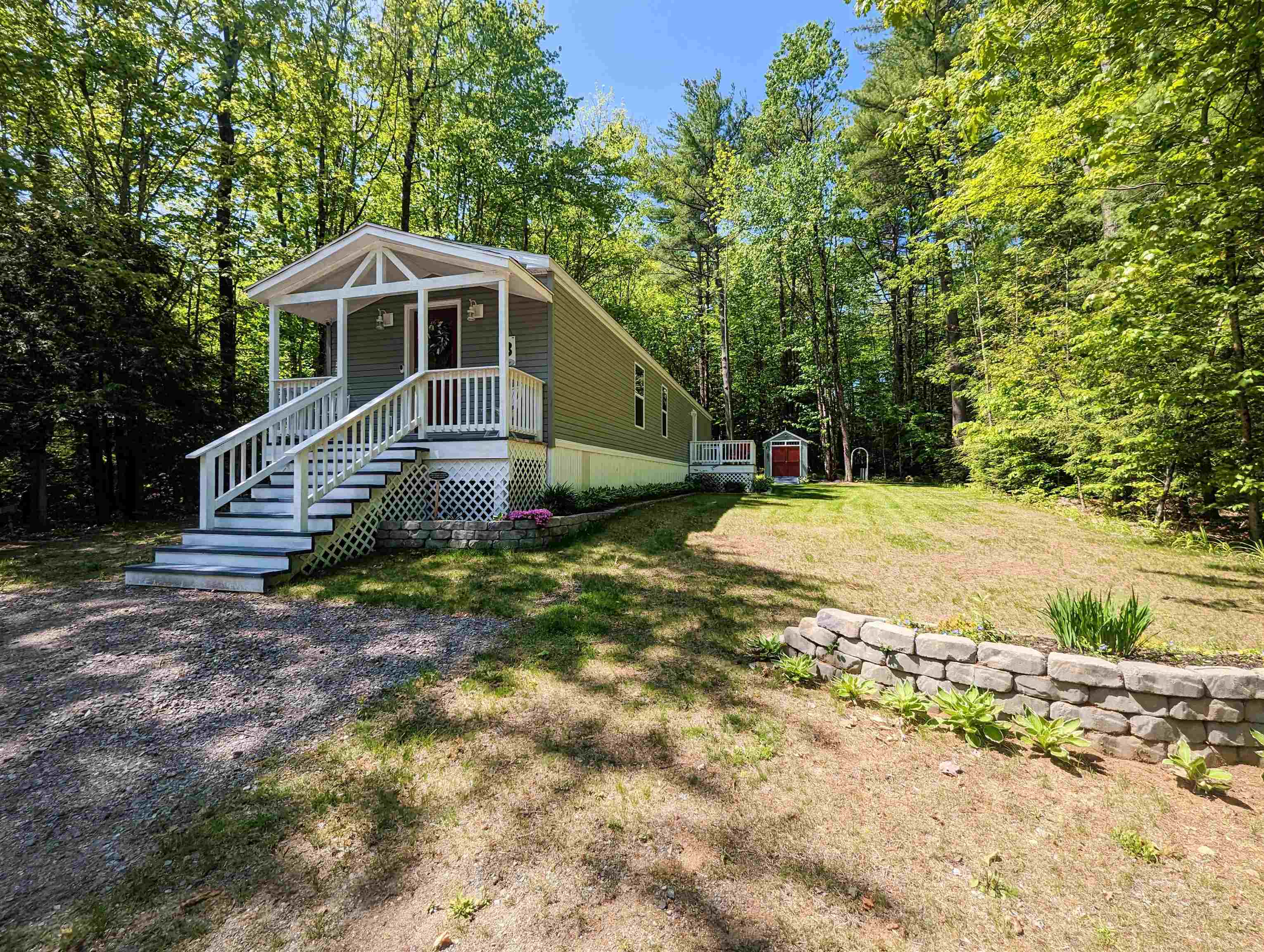 29 Twin Bridge Road, Unit 8 Northfield, NH 03276 - Photo 1 of 24