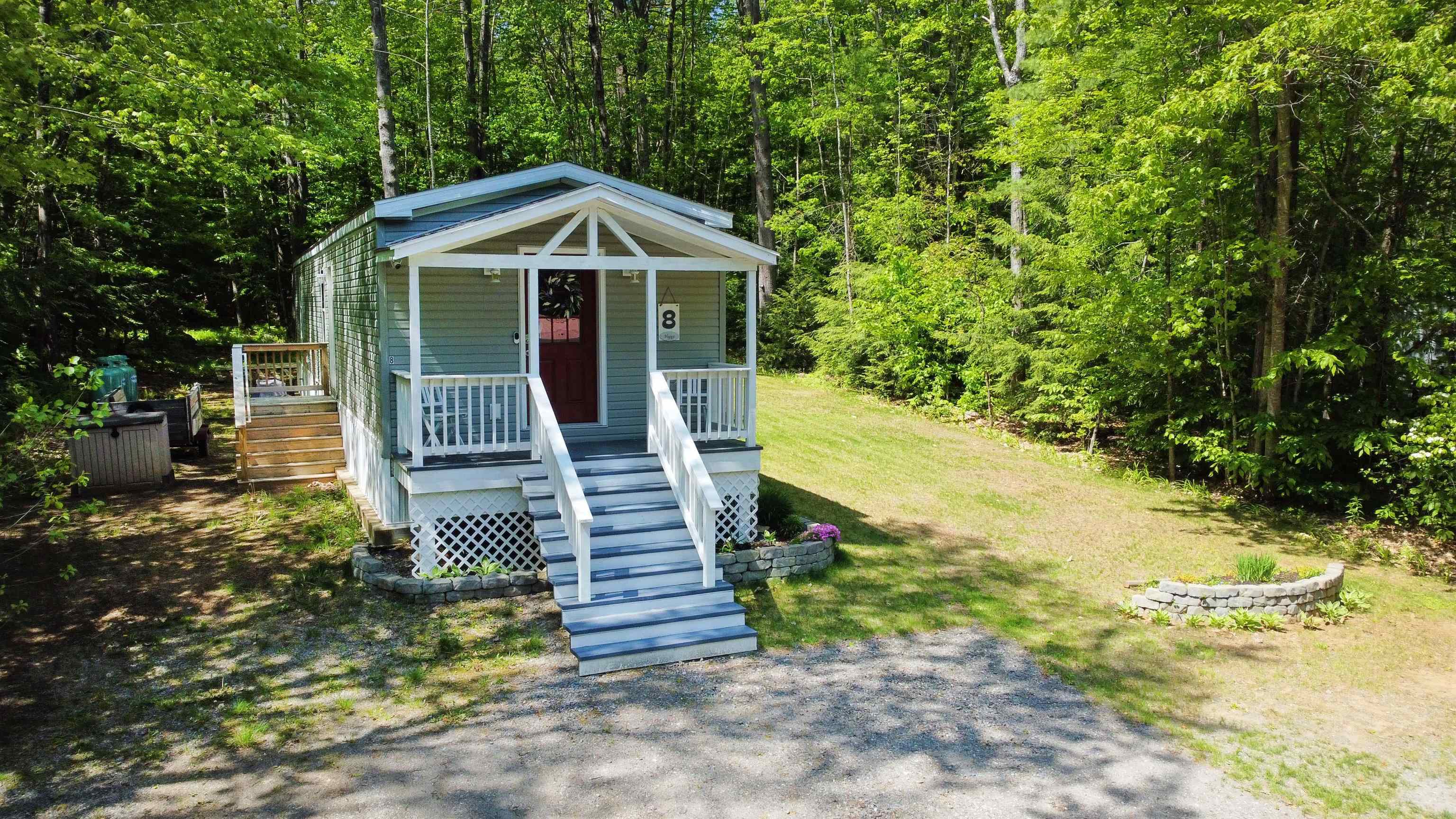 29 Twin Bridge Road, Unit 8 Northfield, NH 03276 - Photo 2 of 24