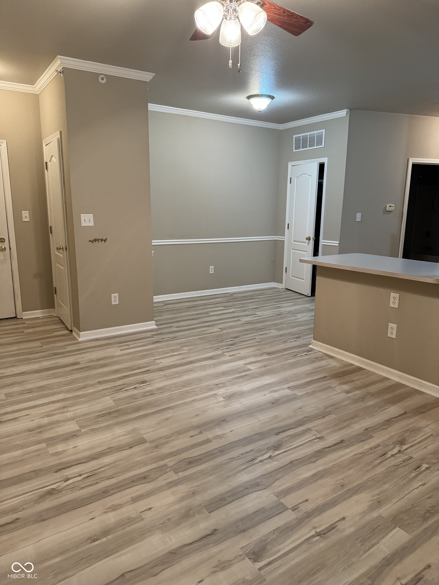 12926 University Crescent, Unit 2B Carmel, IN 46032 - Photo 4 of 17