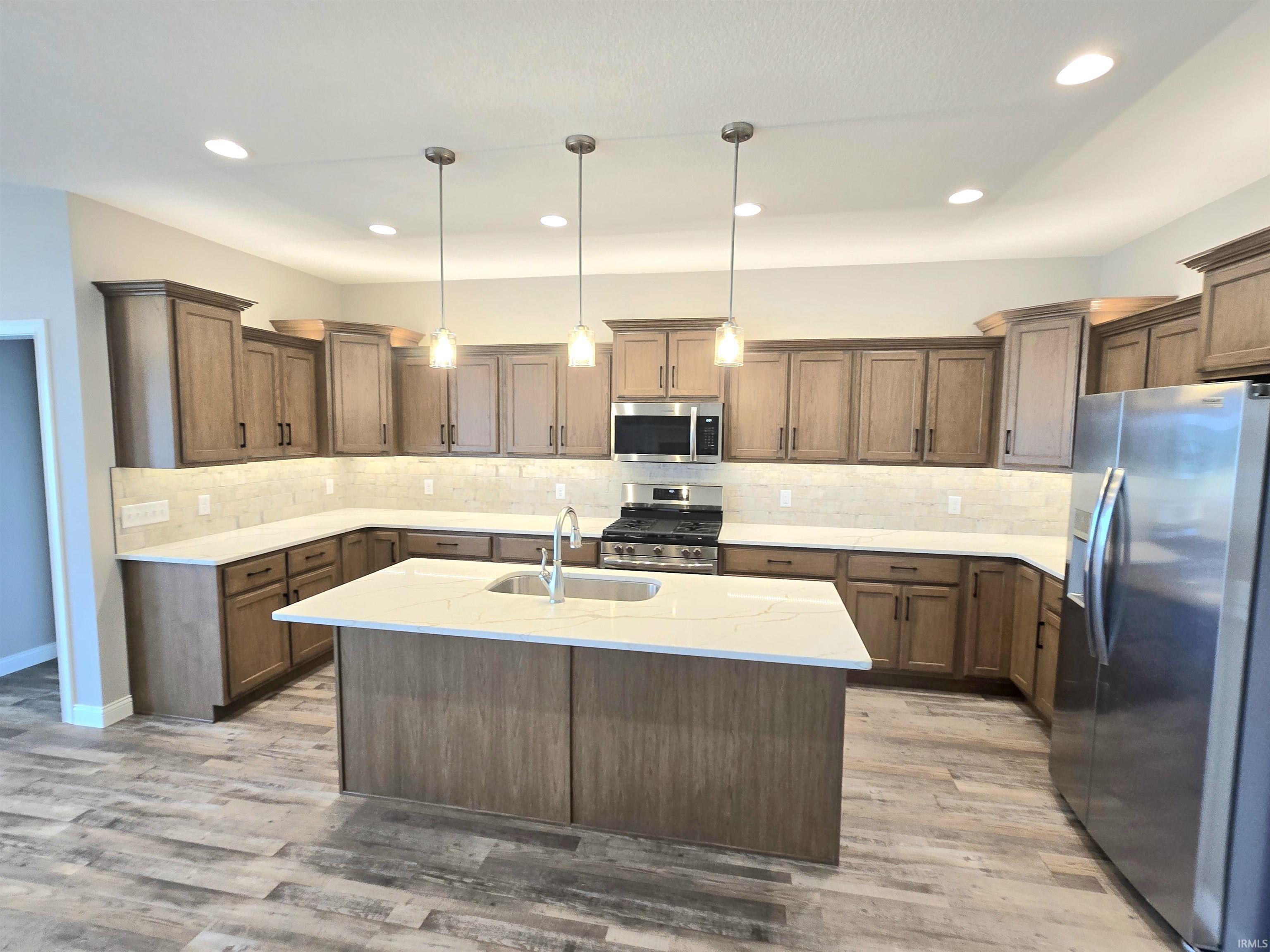 5448 Rio Azul Cove Fort Wayne, IN 46818 - Photo 6 of 24