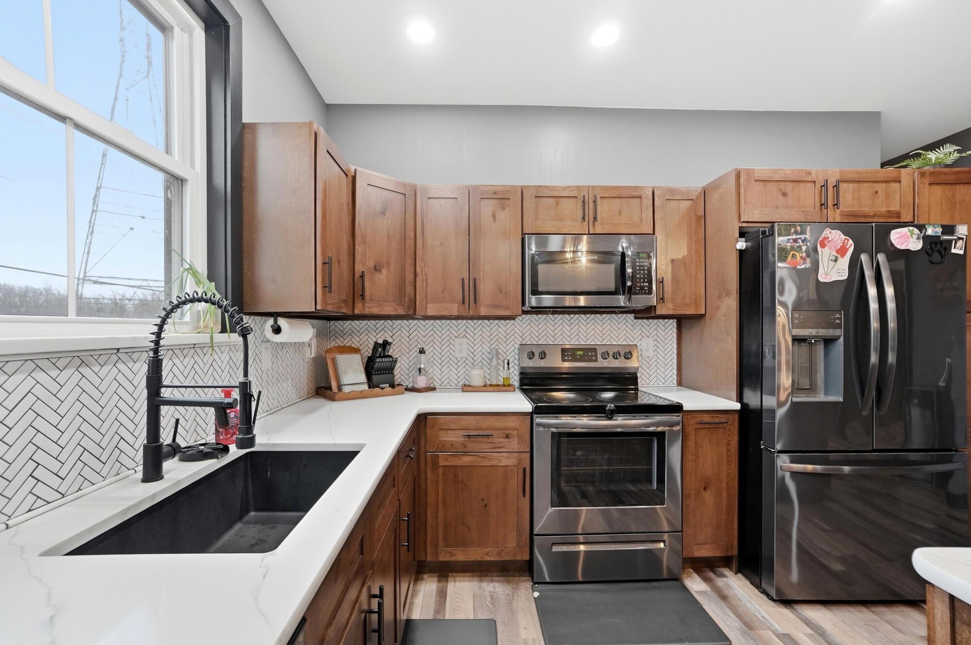 11646 Stoudertown Road Northwest Baltimore, OH 43105 - Photo 21 of 63 028