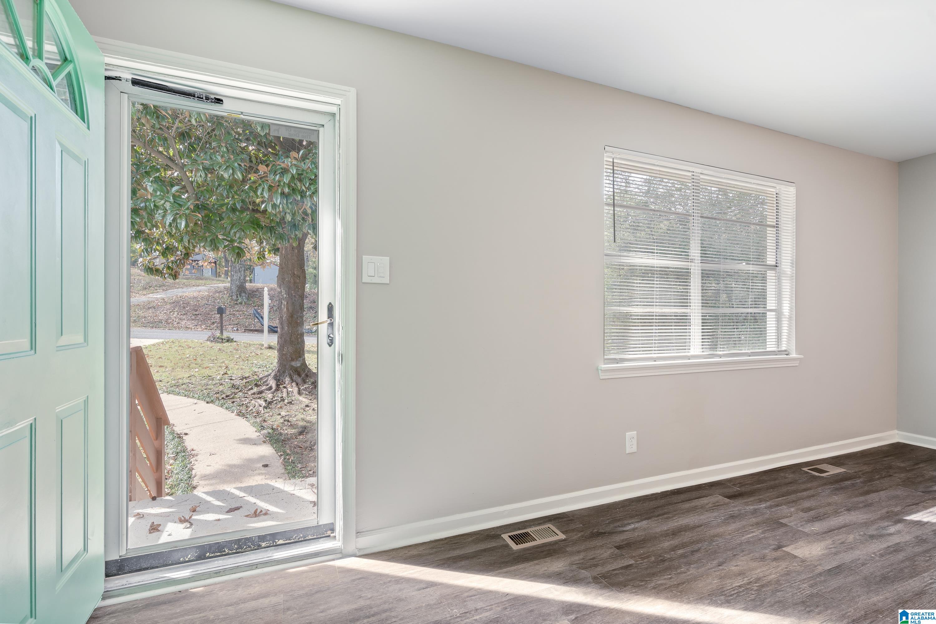 2504 Carmel Road Birmingham, AL 35235 - Photo 3 of 30