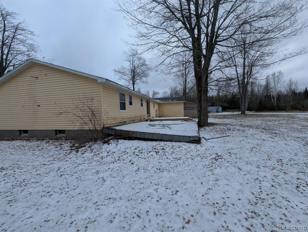 10470 Highway 23 Cheboygan, MI 49721 - Photo 3 of 37