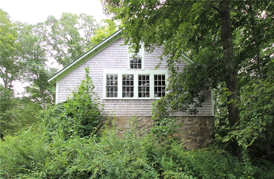 40 Coldbrook Road Little Compton, RI 02837 - Photo 10 of 26