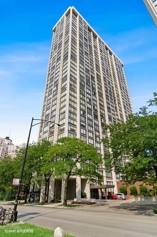 5455 North Sheridan Road, Unit 3111 Chicago, IL 60640 - Photo 2 of 13 Gallery Image 2