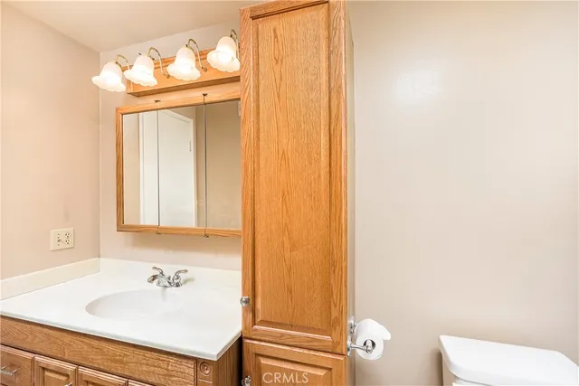 $1,095,000 | 1915 West St Gertrude Place, Santa Ana, CA 92704