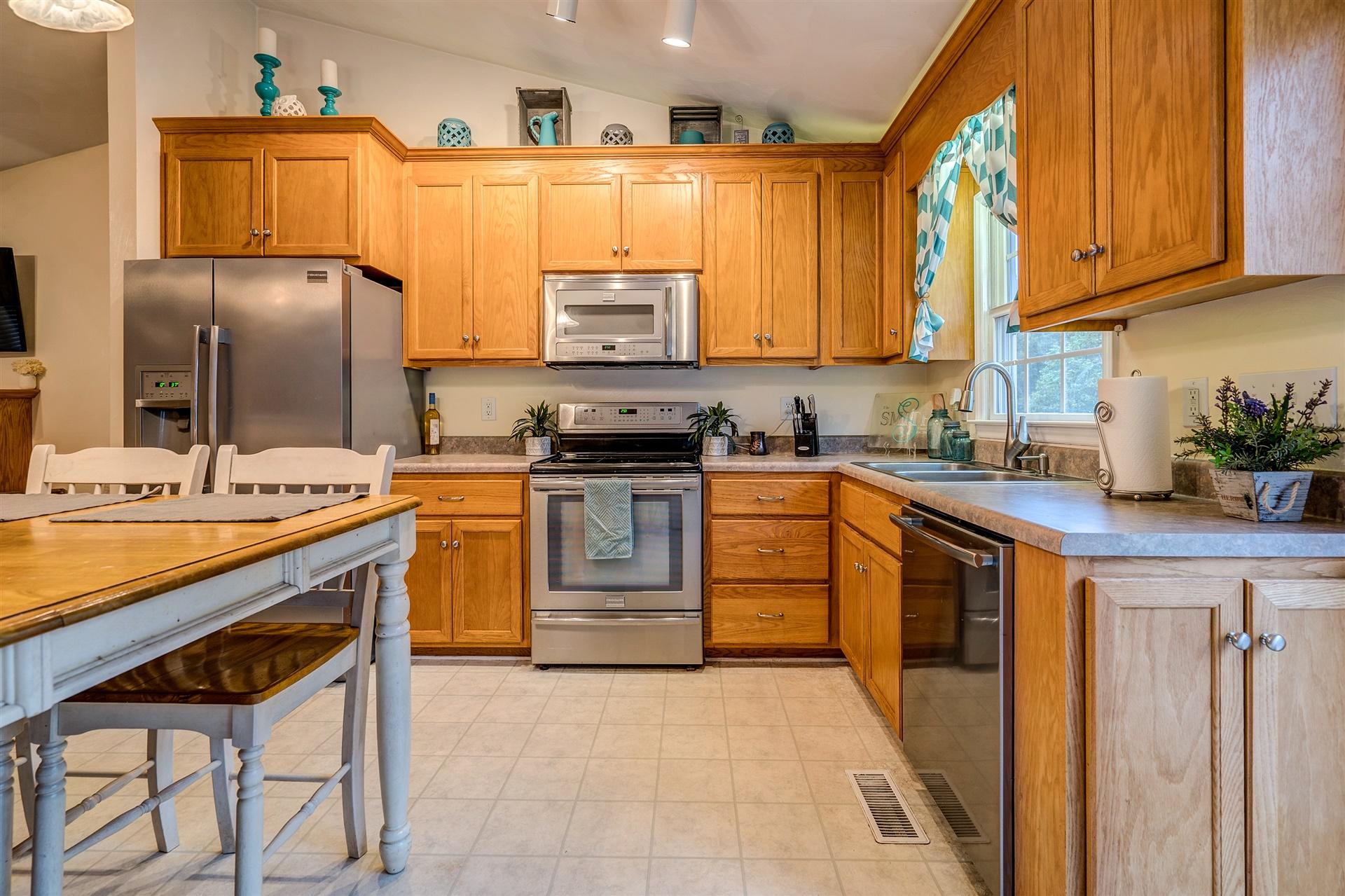 1262 Carroll Road Goodview, VA 24095 - Photo 13 of 30 12-DSC00186-2_87-2_88-2_89-2_90-2