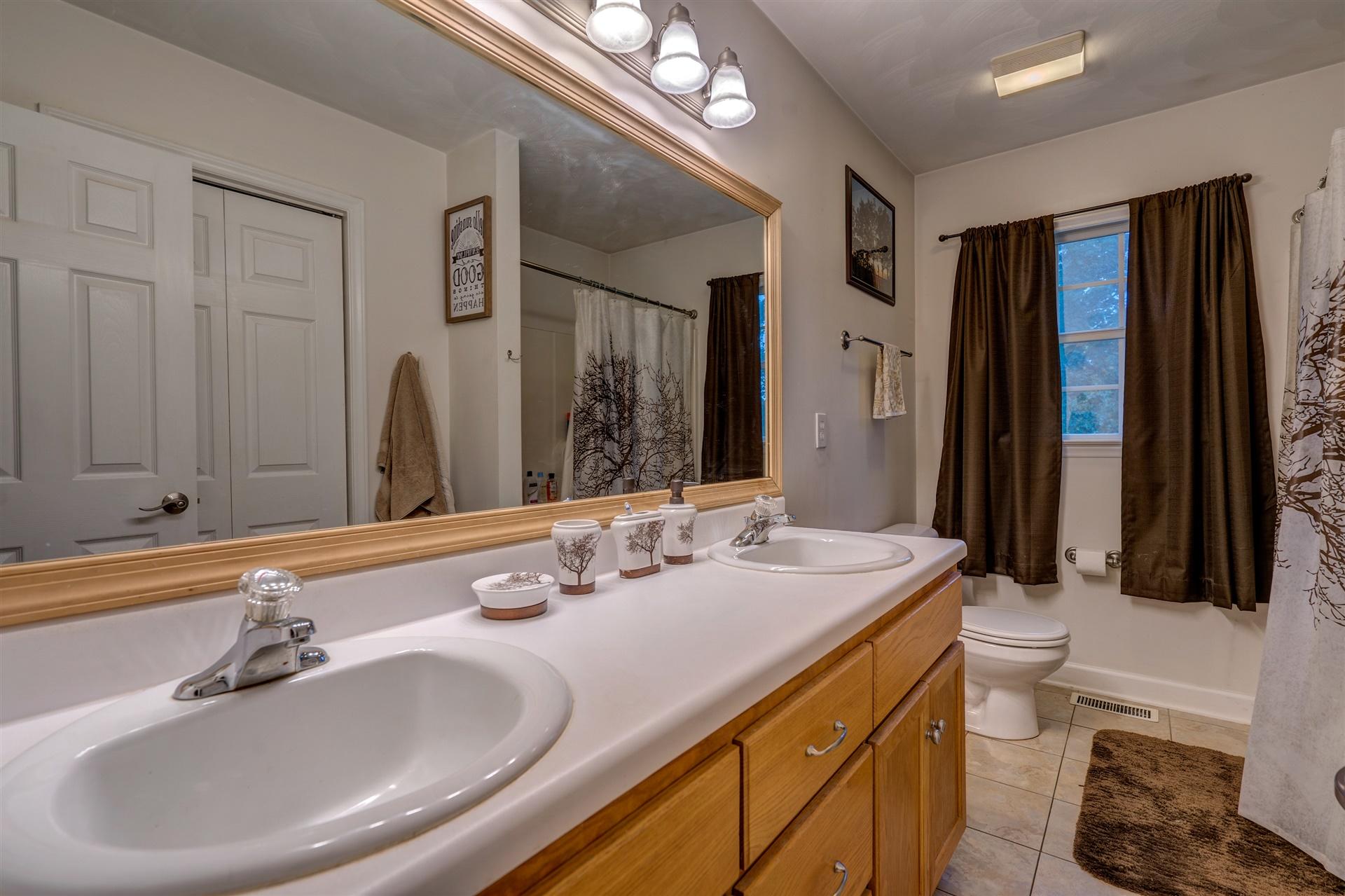 1262 Carroll Road Goodview, VA 24095 - Photo 23 of 30 22-DSC00241-2_2-2_3-2_4-2_5-2