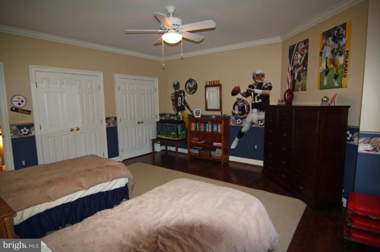 8201 Burning Tree Road Bethesda, MD 20817 - Photo 9 of 29 Bedroom #1