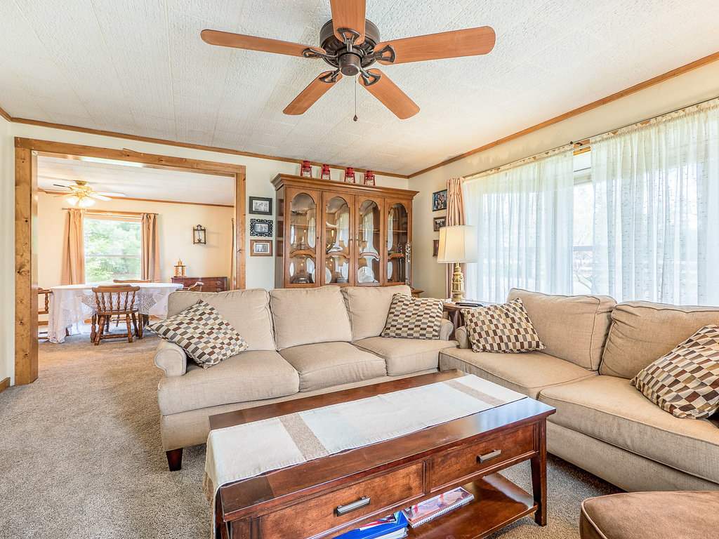 18521 Madden Road Churubusco, IN 46723 - Photo 3 of 31 Gallery Image 3