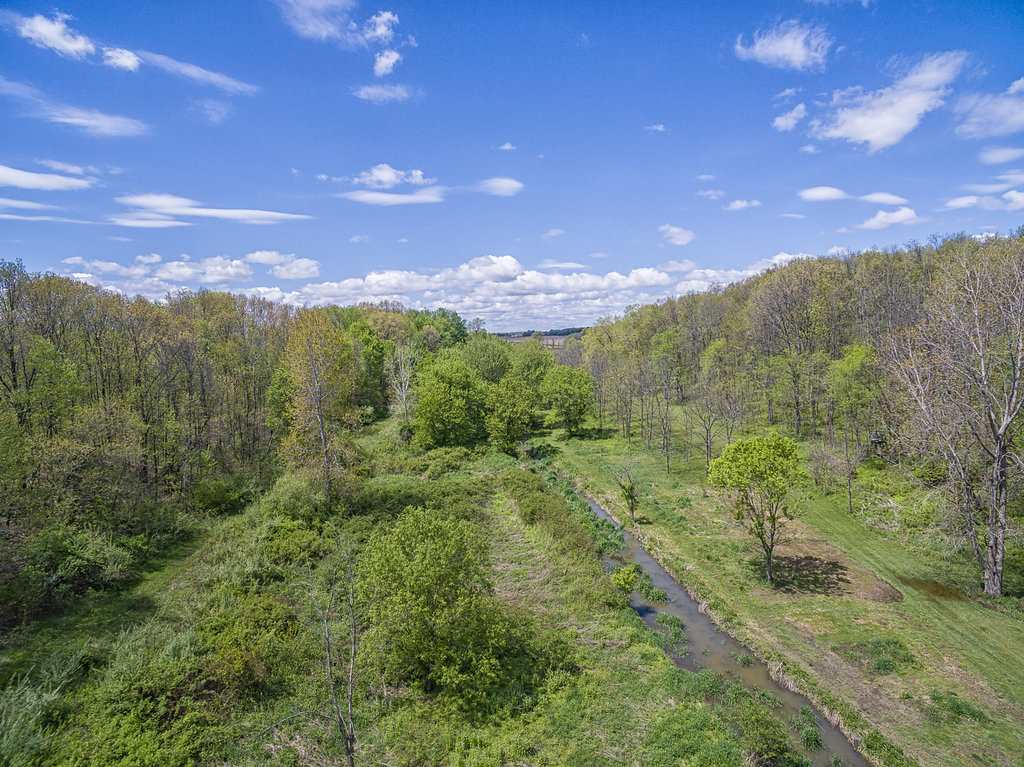 18521 Madden Road Churubusco, IN 46723 - Photo 7 of 31 Gallery Image 7