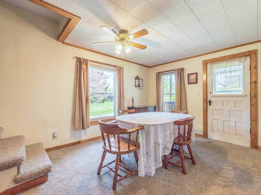 18521 Madden Road Churubusco, IN 46723 - Photo 9 of 31 Gallery Image 9