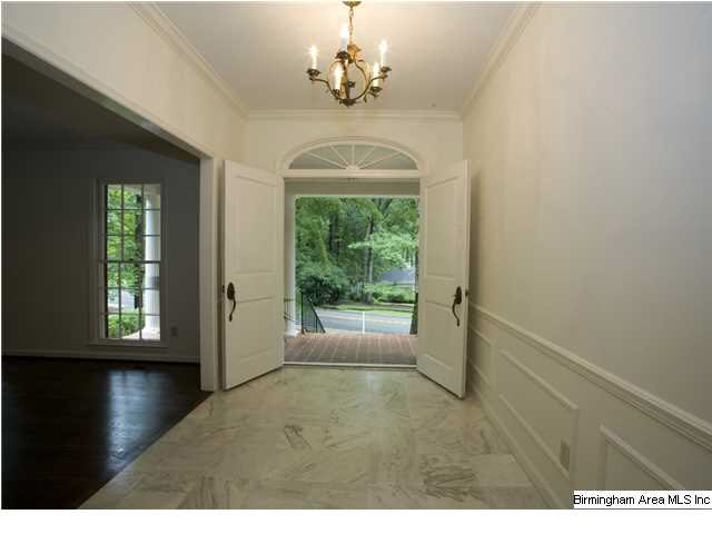 4135 Stone River Road Birmingham, AL 35213 - Photo 4 of 25