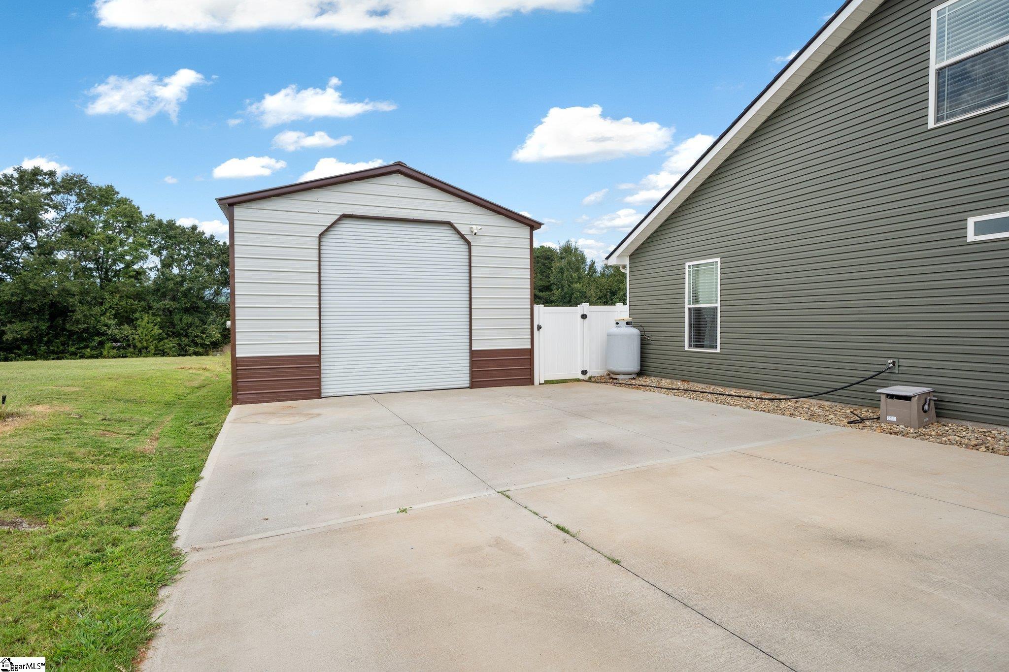 343 Waters Road Taylors, SC 29687 - Photo 35 of 36
