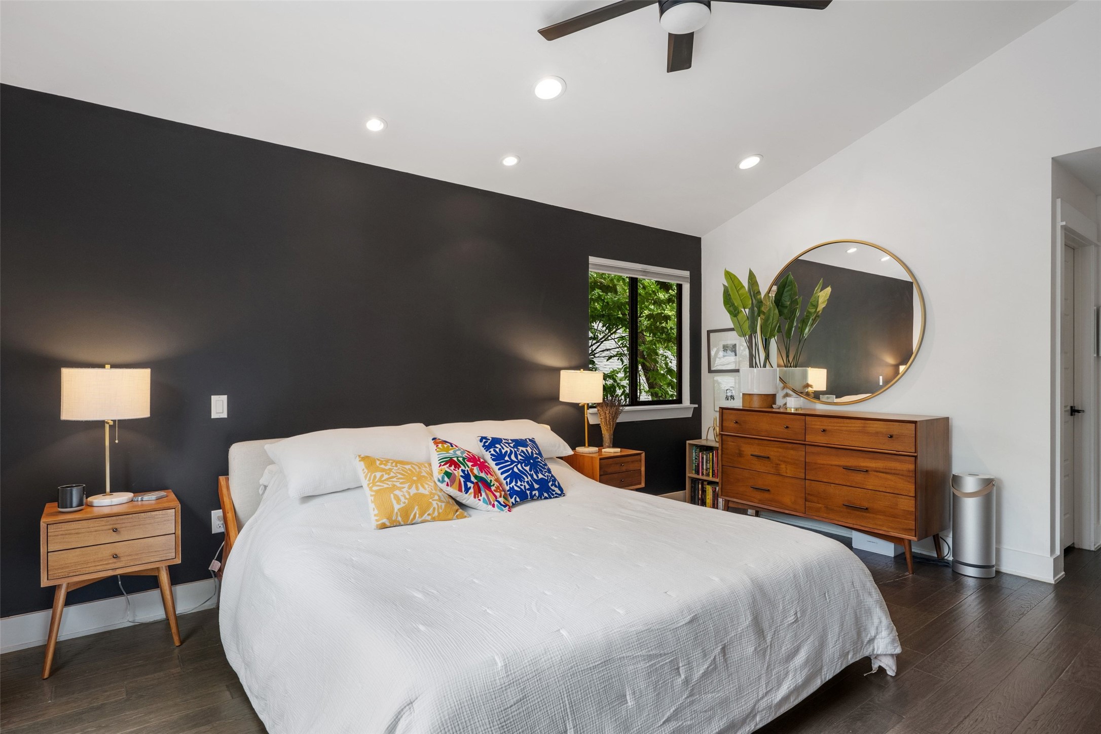 4615 Depew Avenue Austin, TX 78751 - Photo 21 of 40 Great-sized main bedroom upstairs with vaulted ceilings and private balcony!