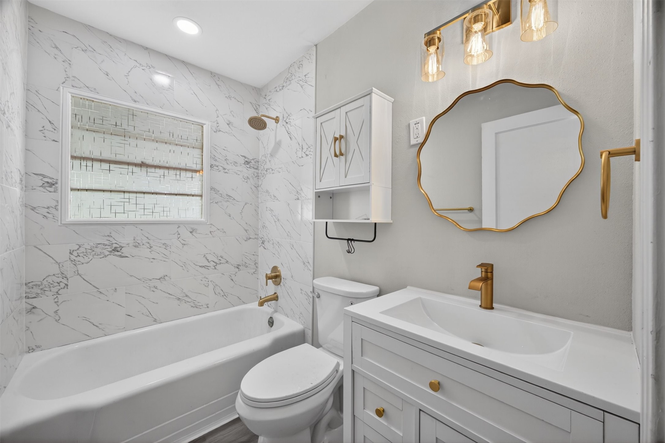 920 Nottingham Drive Angleton, TX 77515 - Photo 17 of 29