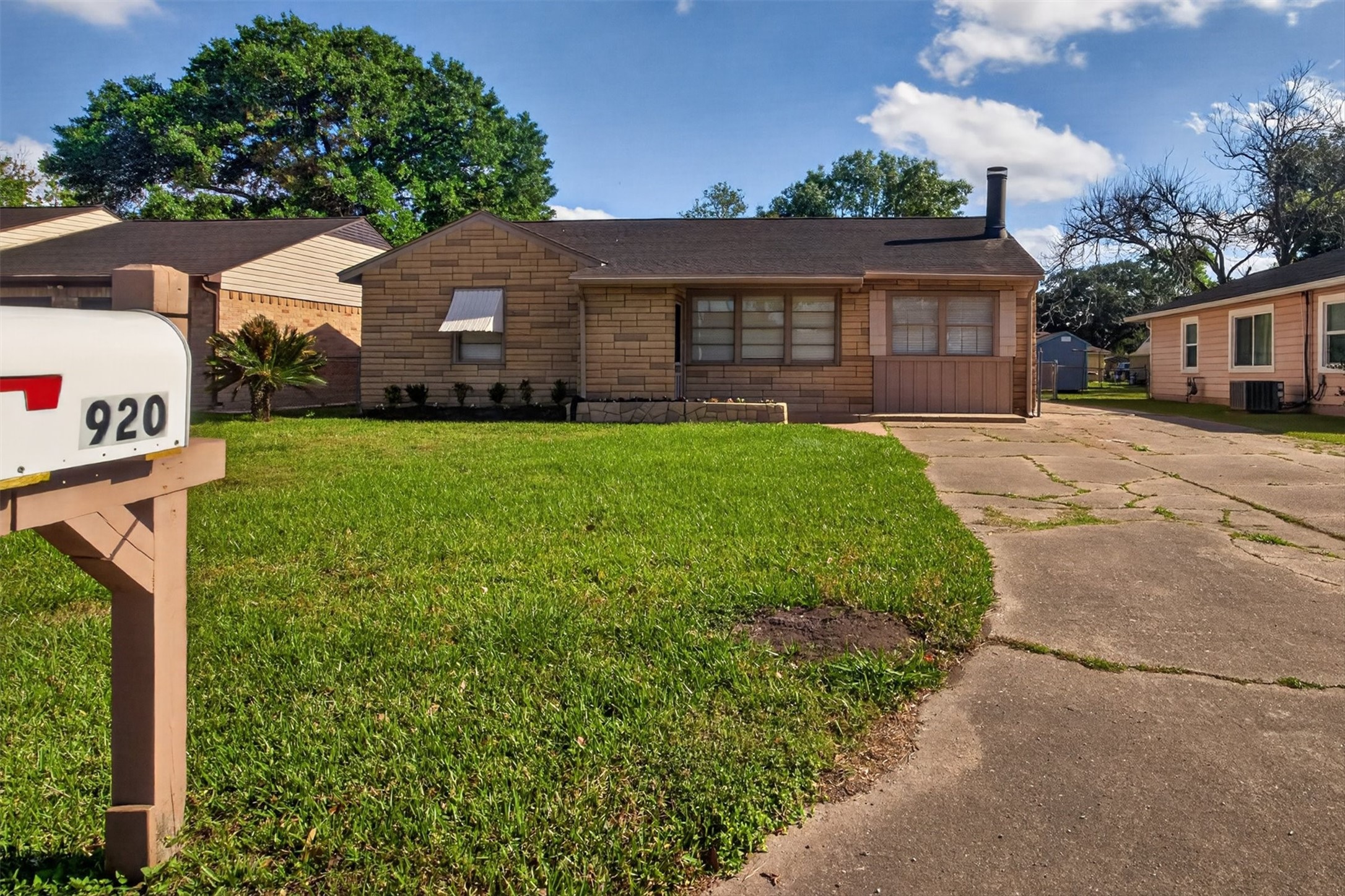920 Nottingham Drive Angleton, TX 77515 - Photo 18 of 29
