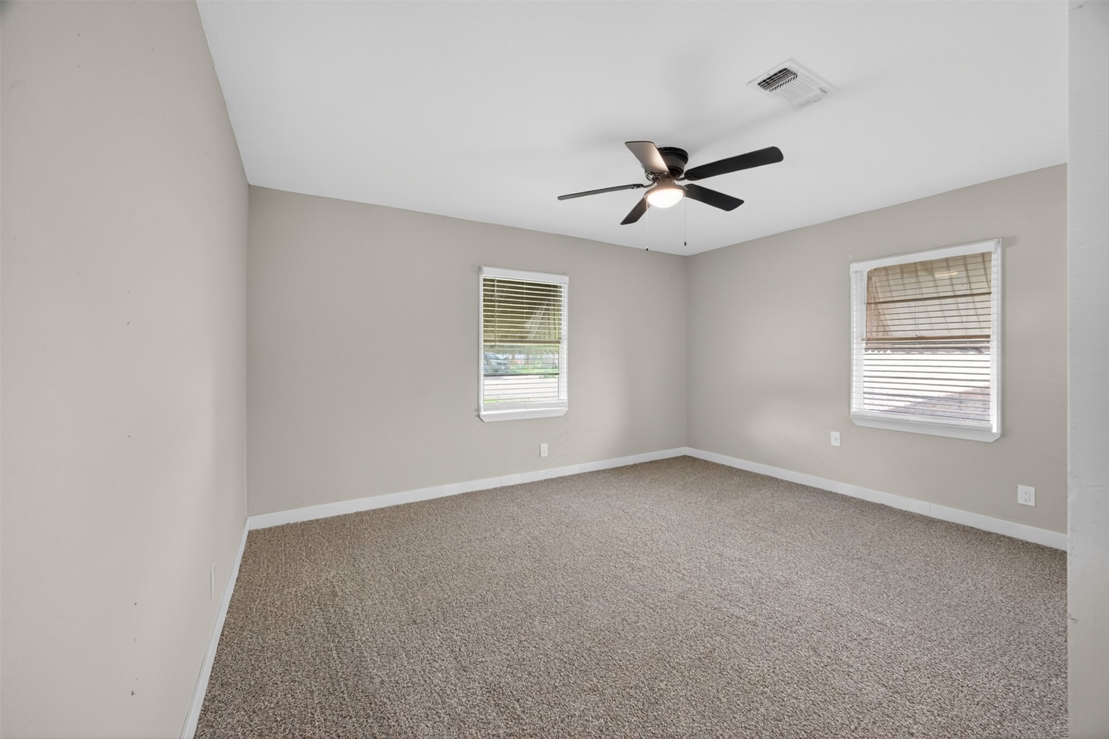 920 Nottingham Drive Angleton, TX 77515 - Photo 21 of 29