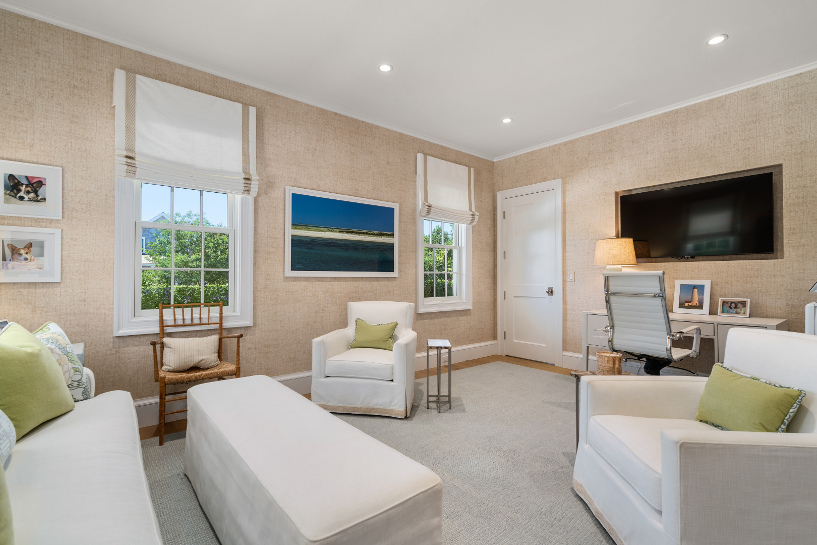 35 Burnell Street Nantucket, MA 02554 - Photo 13 of 48