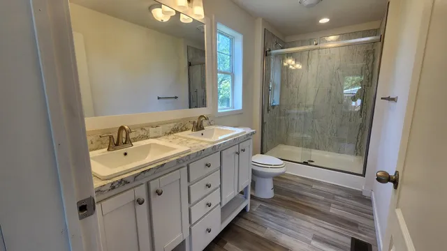 $139,900 | 1176 Maple Leaf Court, Charlotte, MI 48813