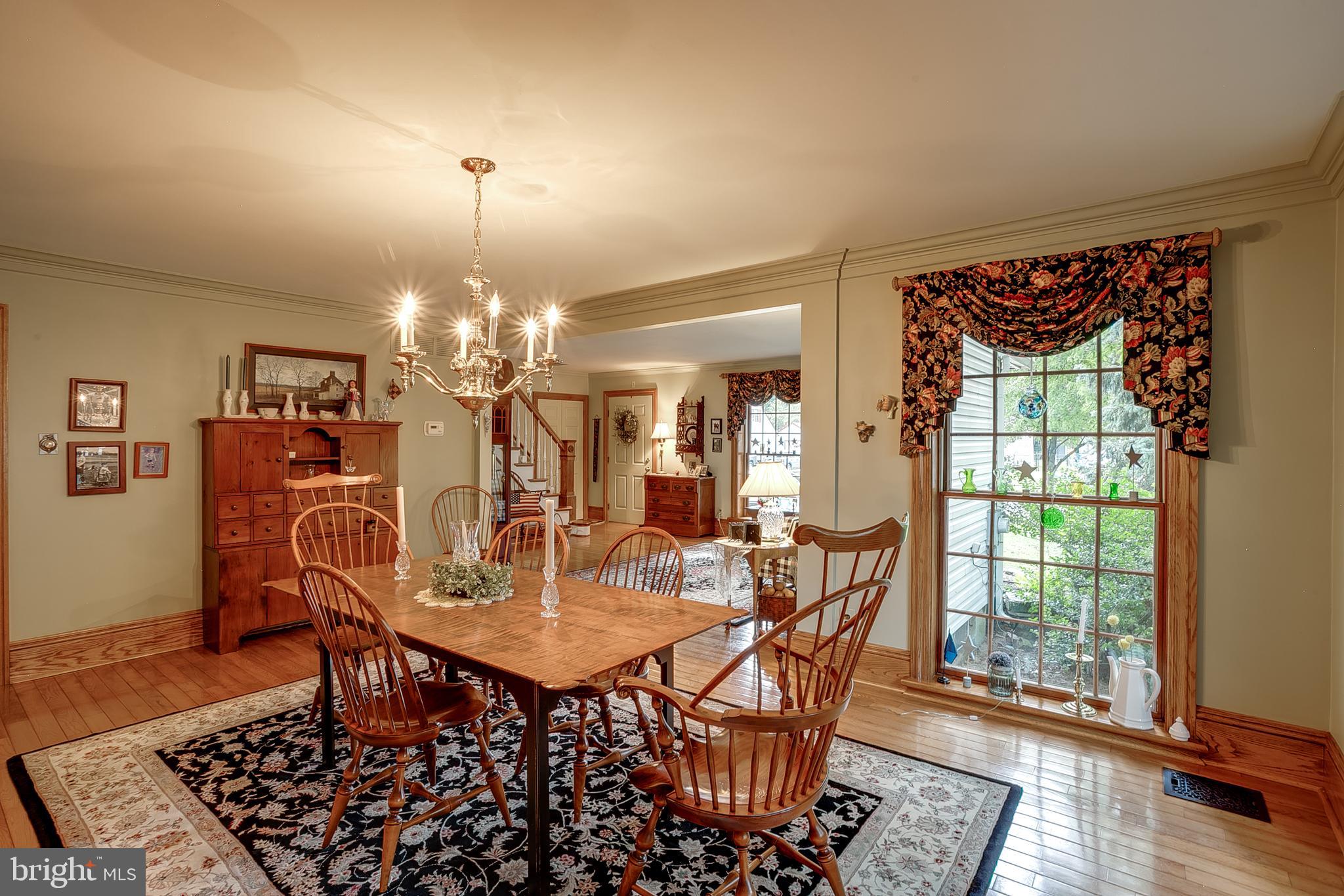5 Henry Street Delran, NJ 08075 - Photo 7 of 32 Dining Room