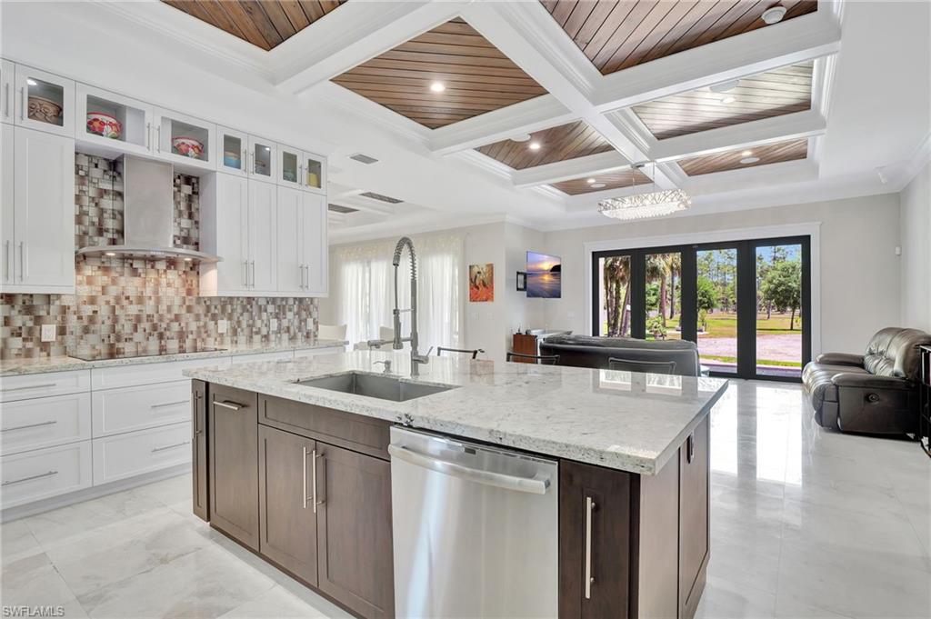 582 15th Street Southwest Naples, FL 34117 - Photo 23 of 49 Gallery Image 23