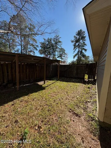 $1,475 | 502 West Hilltop Court, Jacksonville, NC 28546