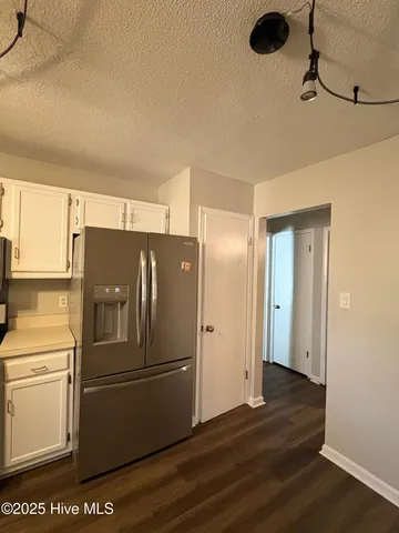 $1,475 | 502 West Hilltop Court, Jacksonville, NC 28546