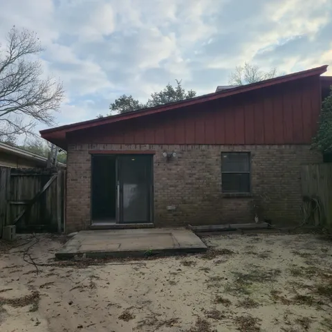 $1,500 | 348 Woodham Court, Fort Walton Beach, FL 32547