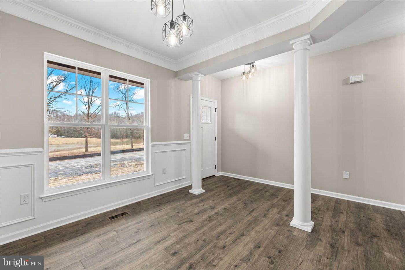 7945 Rebel Road Spotsylvania, VA 22551 - Photo 8 of 47 Gallery Image 8