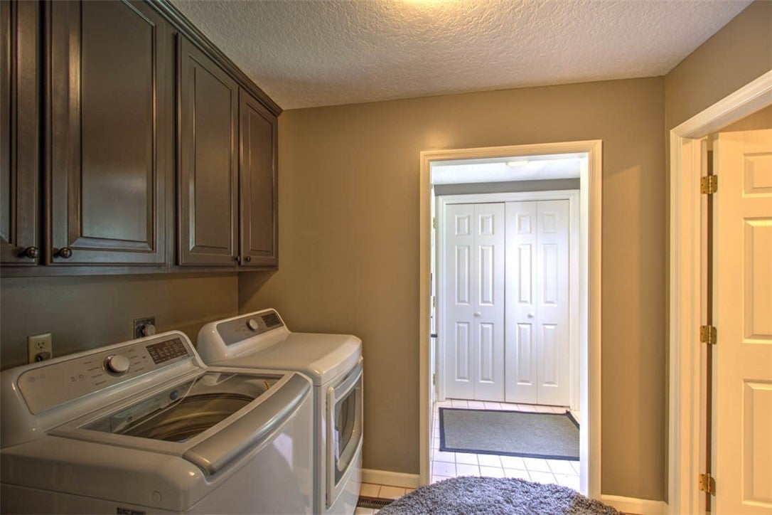 2237 Western Drive Decatur, IL 62521 - Photo 30 of 42 Gallery Image 30
