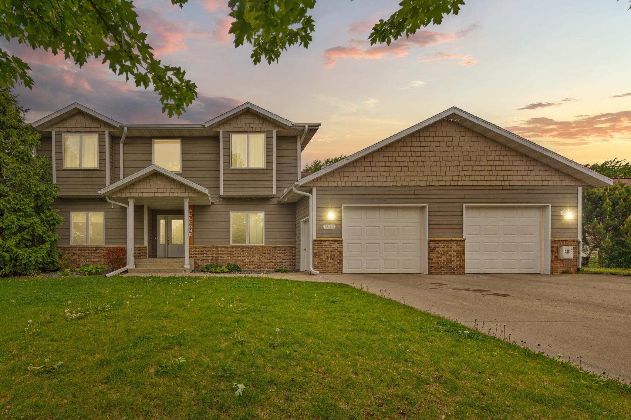 1540 Greenleaf Road Owatonna, MN 55060 - Photo 2 of 42