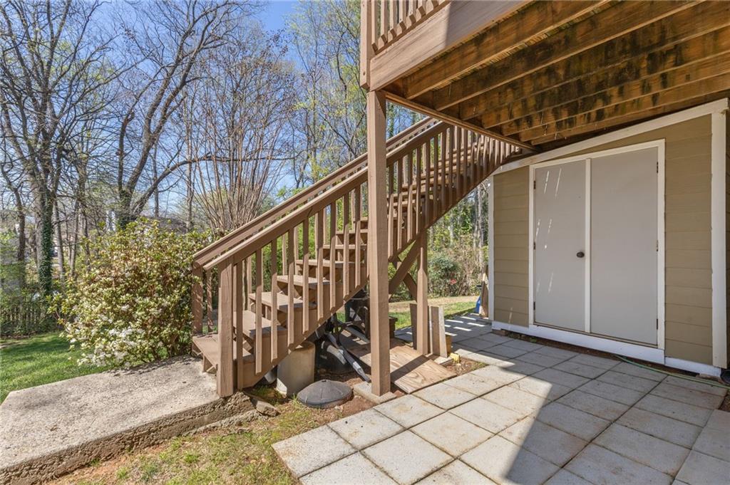 4085 Fastnet Lane Duluth, GA 30096 - Photo 34 of 40