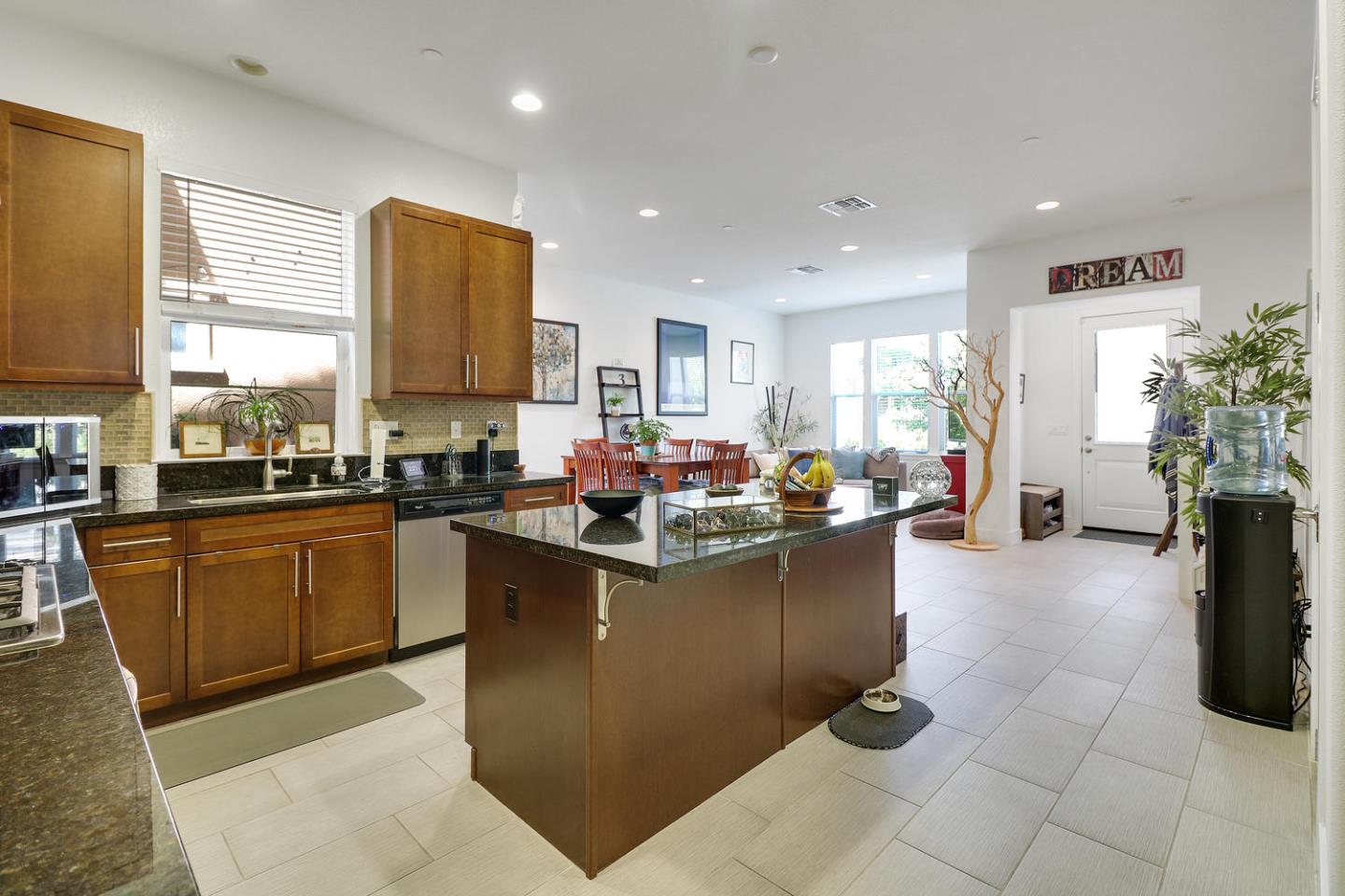 1959 Momentum Drive Milpitas, CA 95035 - Photo 4 of 15