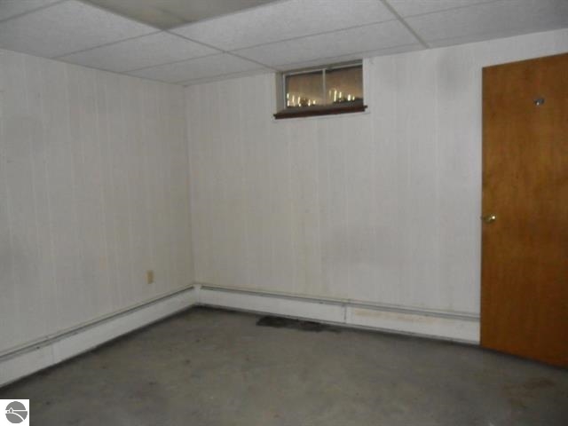6325 West 18 Road Mesick, MI 49668 - Photo 12 of 17 1793650-11.JPG